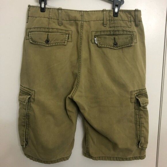 Levi’s Khaki Cargo Shorts Size 30 Thick Y2K - Picture 4 of 8
